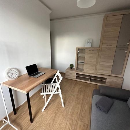 Rooms4Less Gdańsk Buitenkant foto